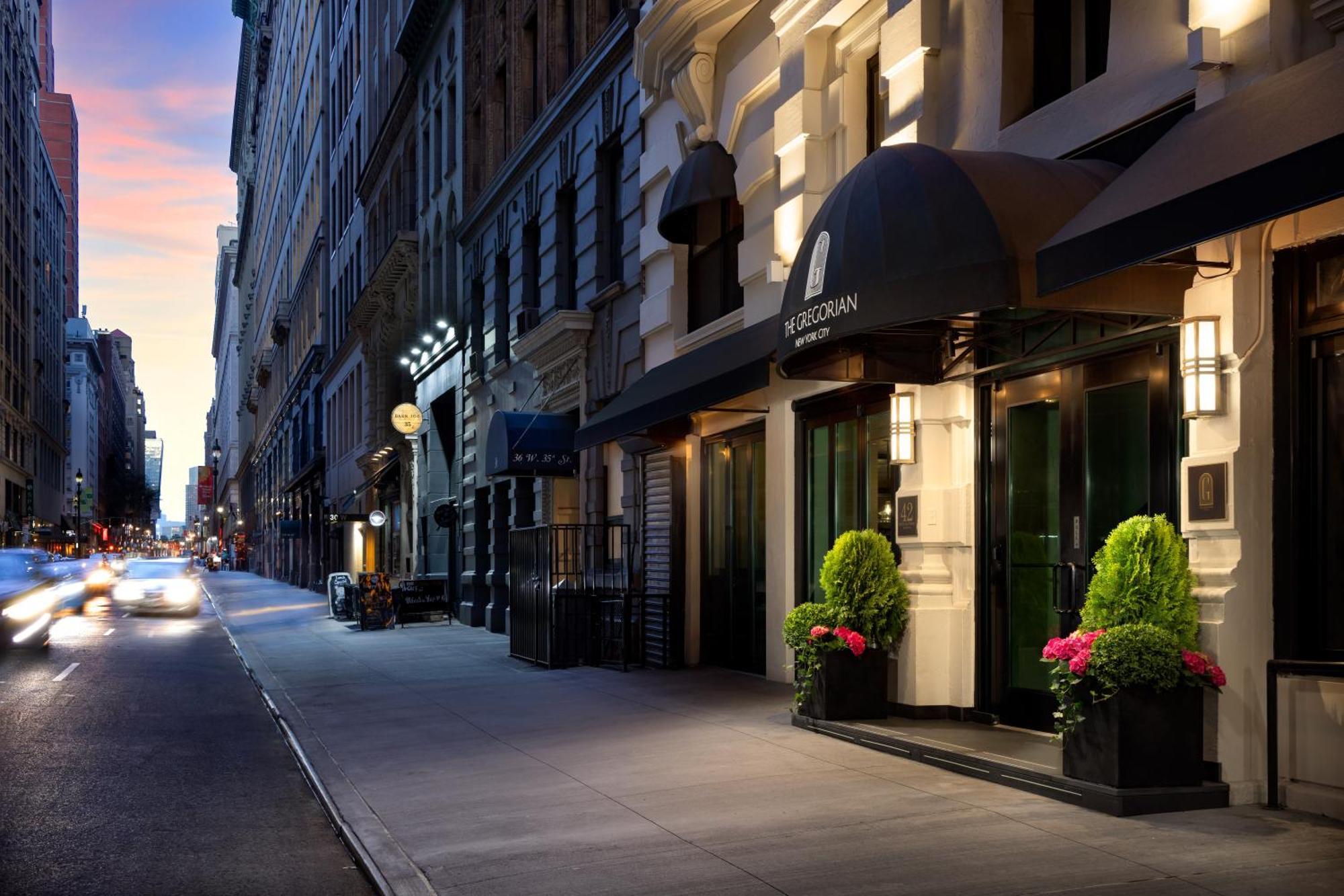 The Gregorian New York City Hotel Exterior foto